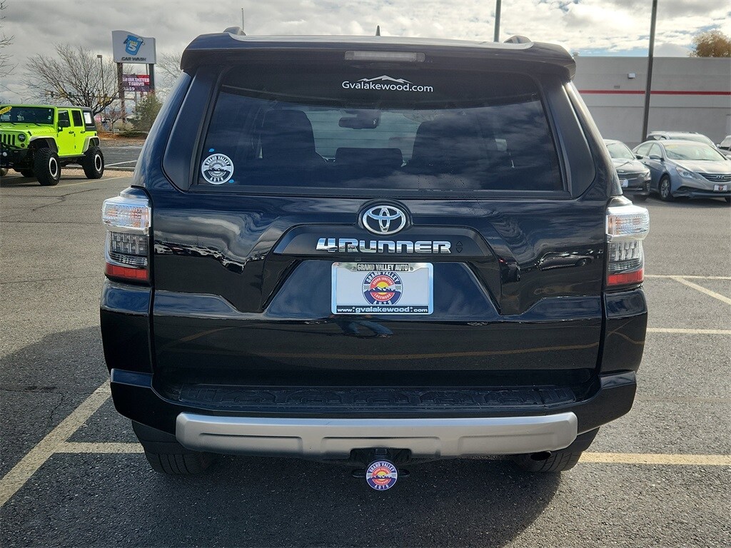 2024 Toyota 4Runner TRD Off-Road photo 4