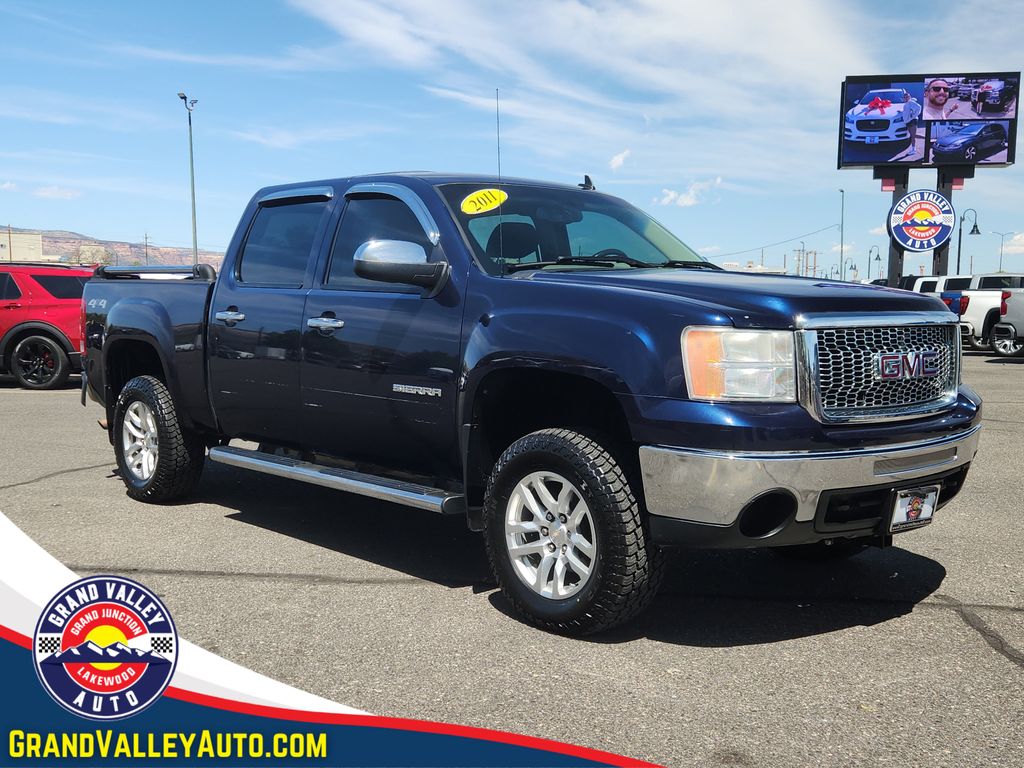 2011 GMC Sierra 4WD Crew Cab SL SWB's photo