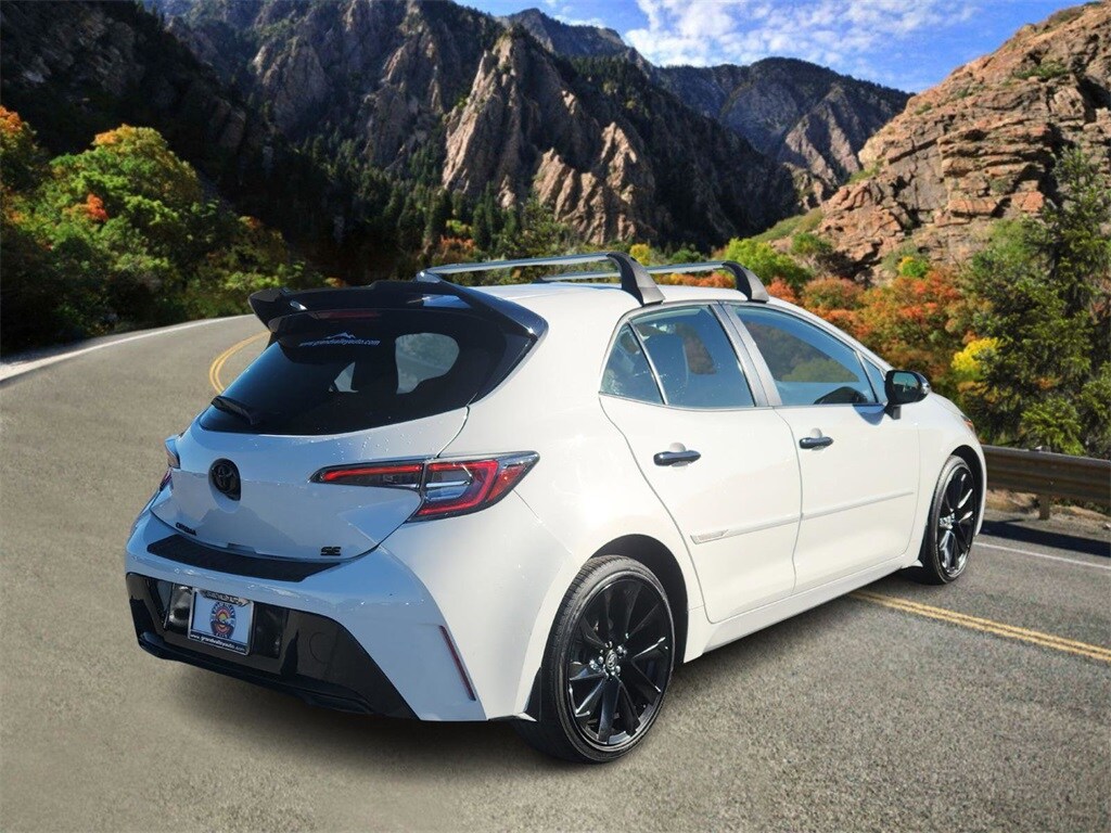 Used 2022 Toyota Corolla Hatchback SE Nightshade Edition Hatchback