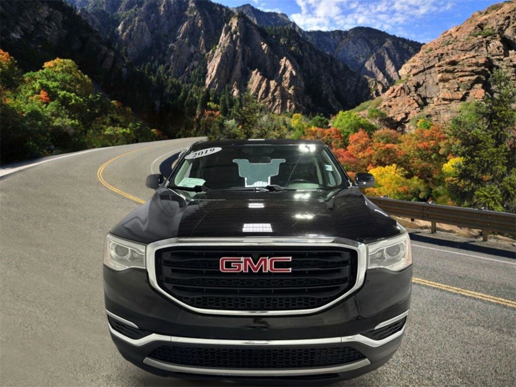 Used 2019 GMC Acadia SLE-1 SUV