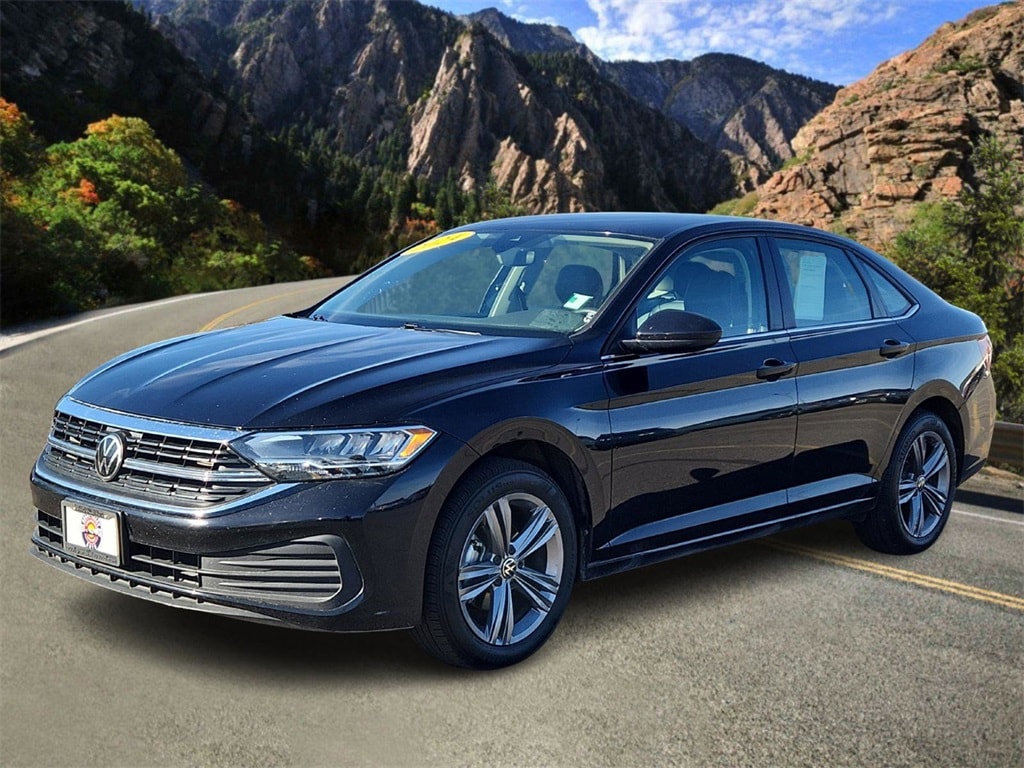 Used 2024 Volkswagen Jetta 1.5T SE Sedan