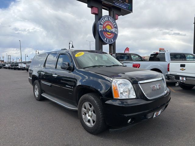 2007 GMC Yukon Denali's photo