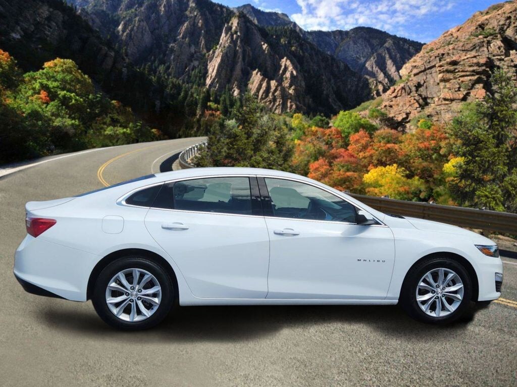 Used 2025 Chevrolet Malibu 1LT Sedan