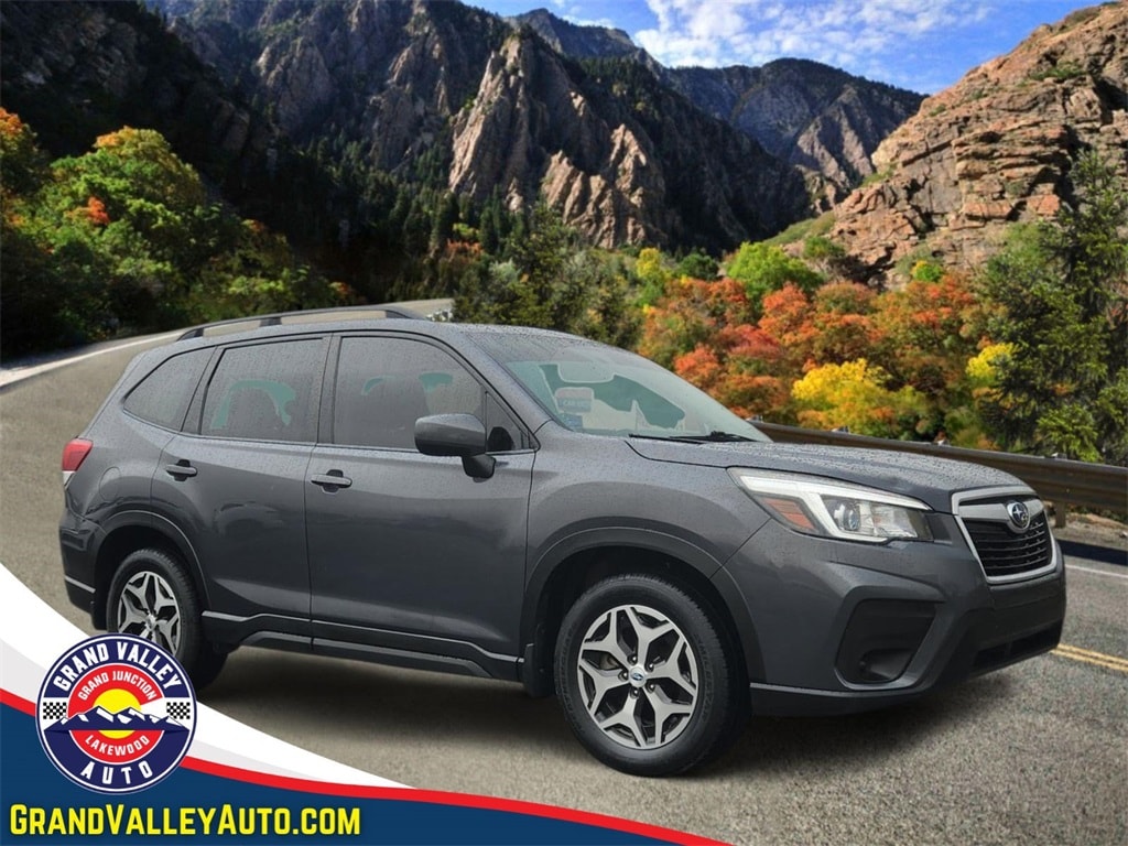 2020 Subaru Forester Premium's photo