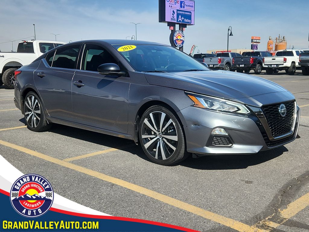 2021 Nissan Altima SR