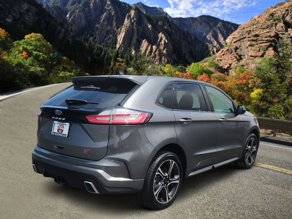 Used 2022 Ford Edge ST SUV