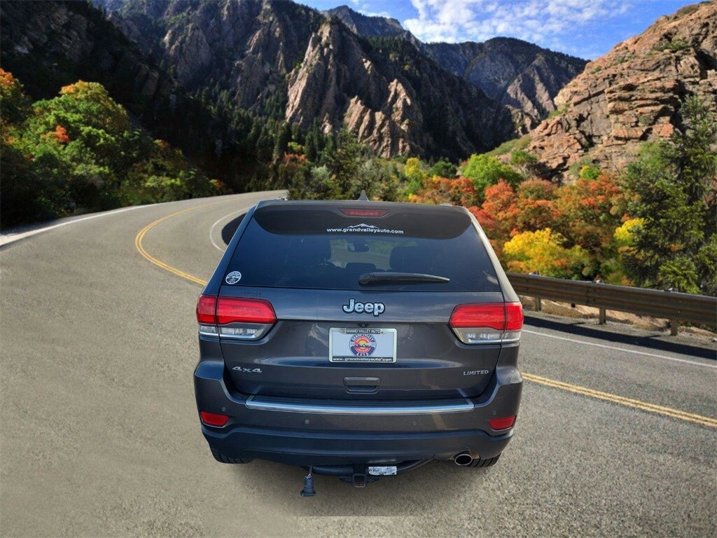 2017 Jeep Grand Cherokee Limited photo 3