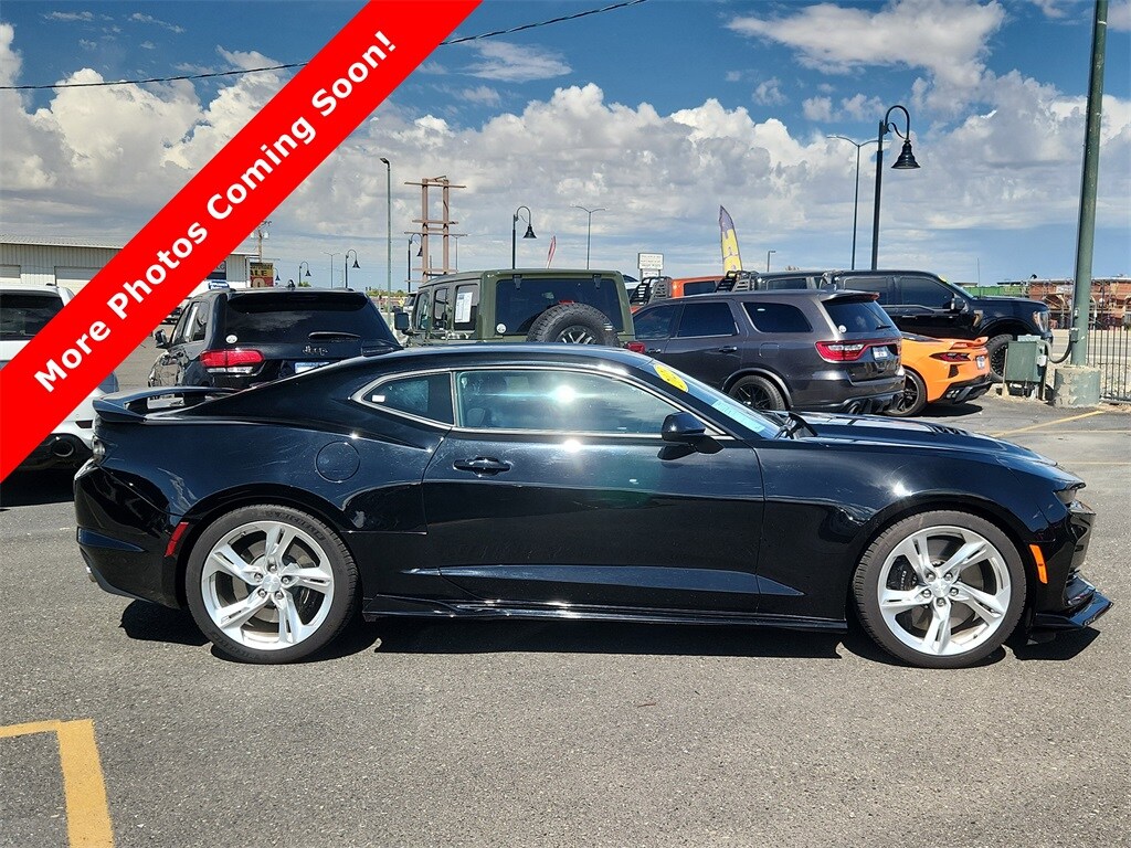 2023 Chevrolet Camaro 2SS photo 2