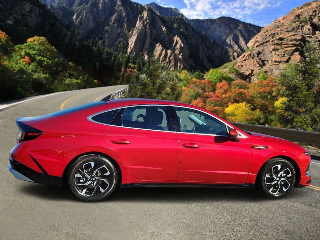 Used 2024 Hyundai Sonata SEL Sedan