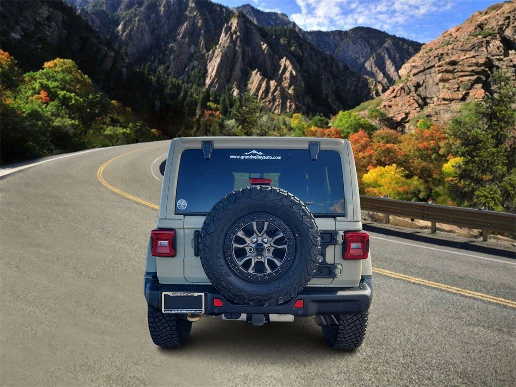 2022 Jeep Wrangler Unlimited Rubicon 392 photo 4