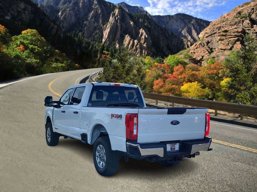 Used 2024 Ford F-250SD XLT Truck