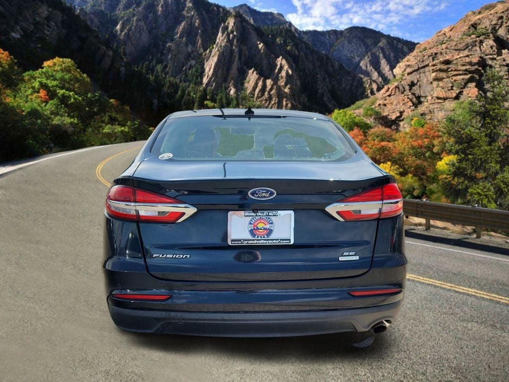 Used 2020 Ford Fusion SE Sedan