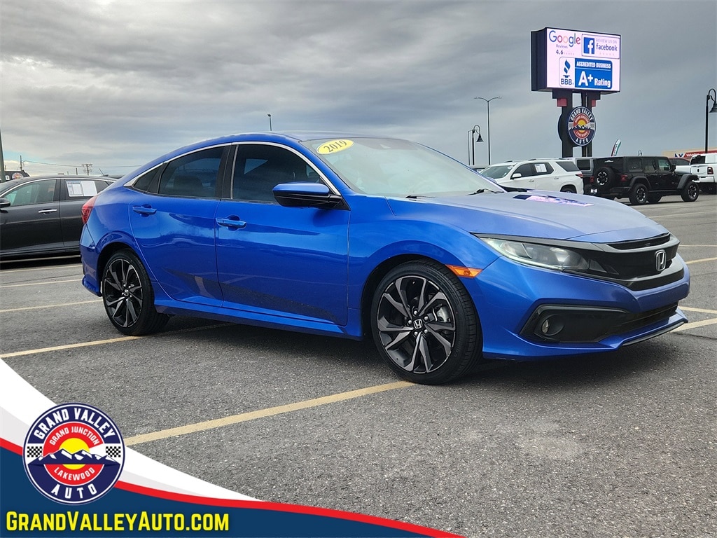 2019 Honda Civic Sport's photo