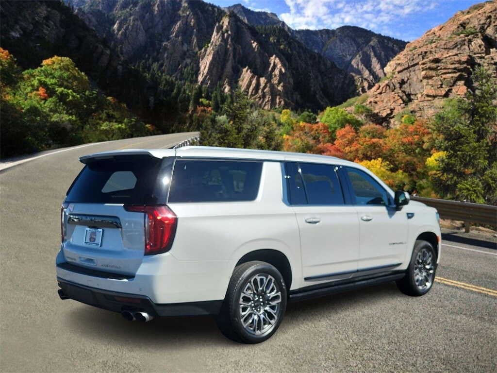 2023 Gmc Yukon XL Denali Ultimate photo 2