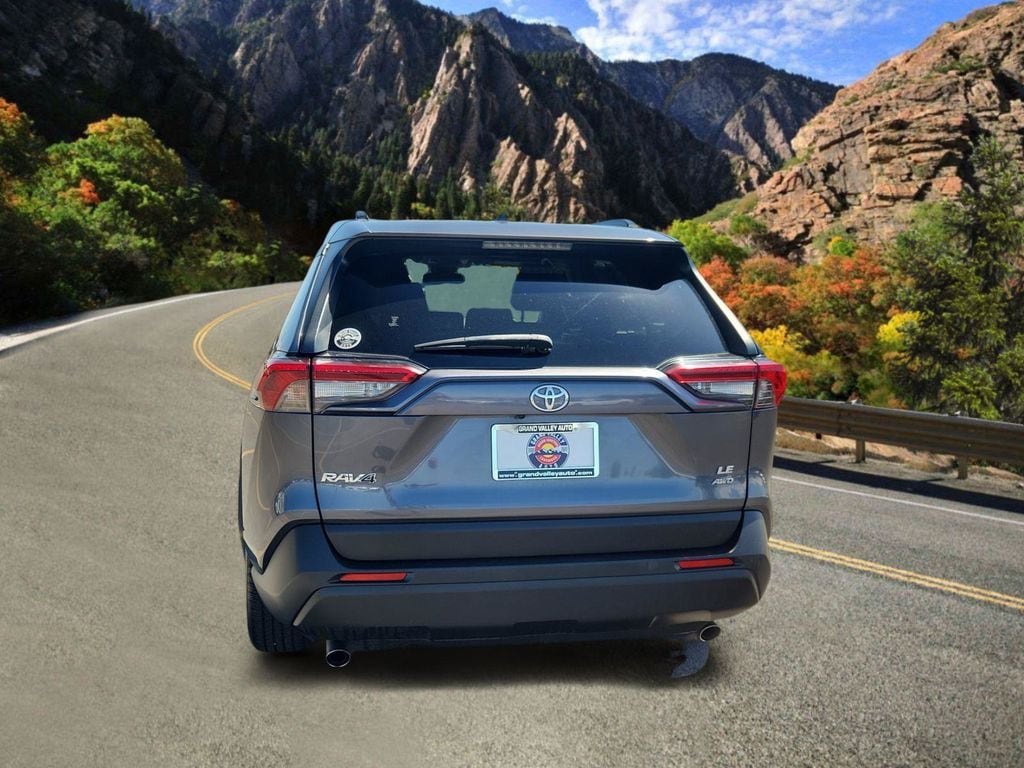 Used 2019 Toyota RAV4 LE SUV