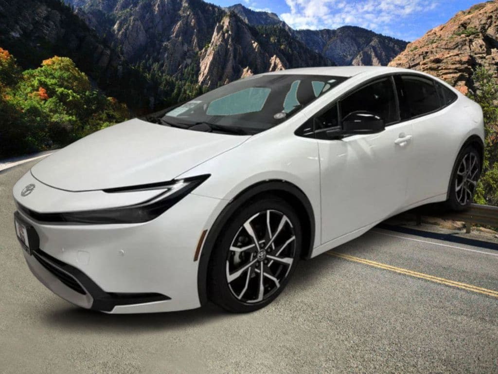 Used 2023 Toyota Prius Prime XSE Hatchback