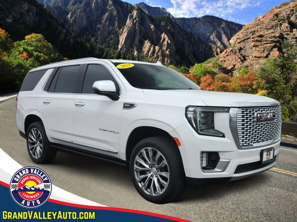 2021 GMC Yukon 4WD Denali's photo