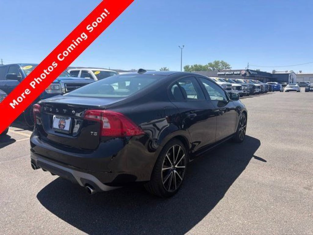Used 2018 Volvo S60 T5 Dynamic Sedan