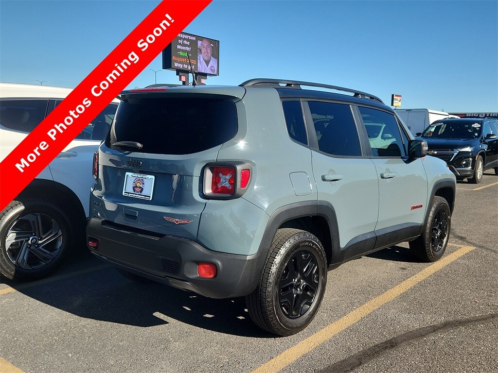 2018 Jeep Renegade Trailhawk photo 3