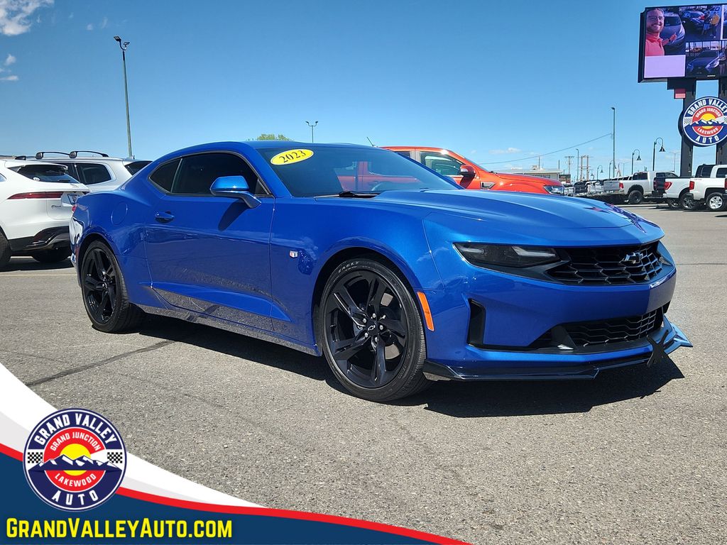 2023 Chevrolet Camaro 2.0 1LT's photo