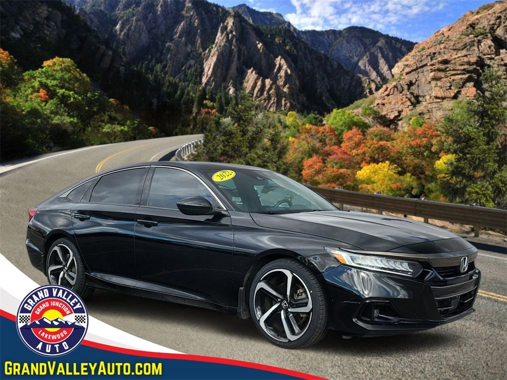 2022 Honda Accord Sport's photo