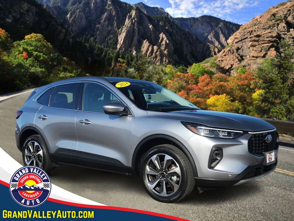 2024 Ford Escape Platinum
