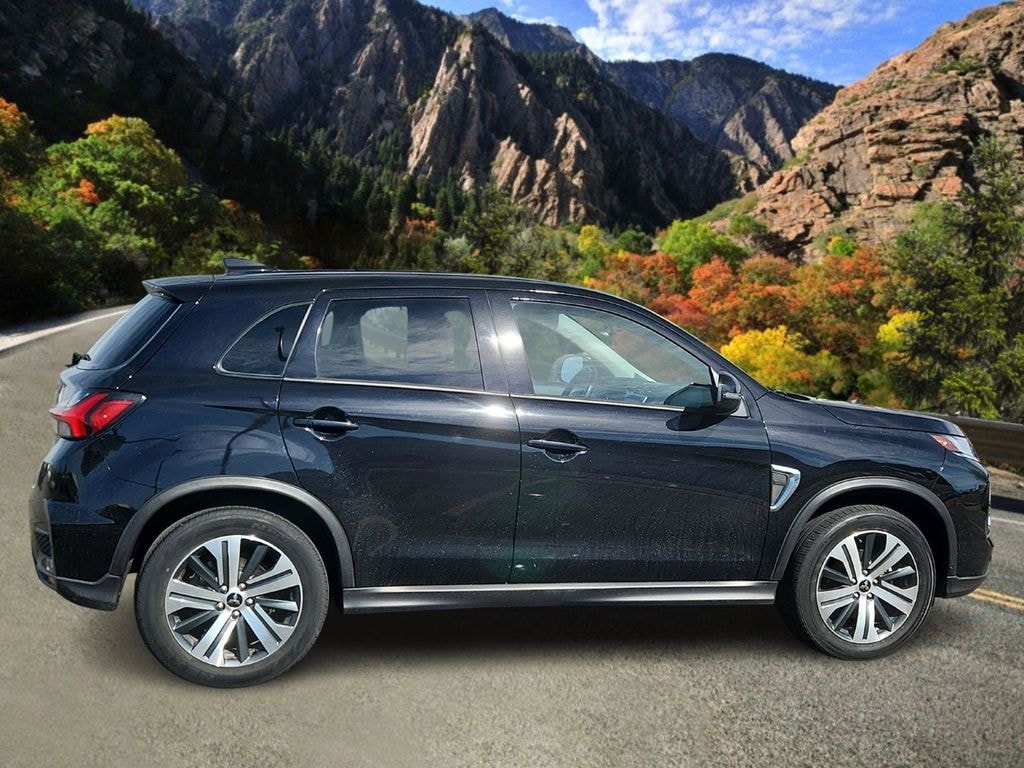 Used 2024 Mitsubishi Outlander Sport 2.0 SE SUV