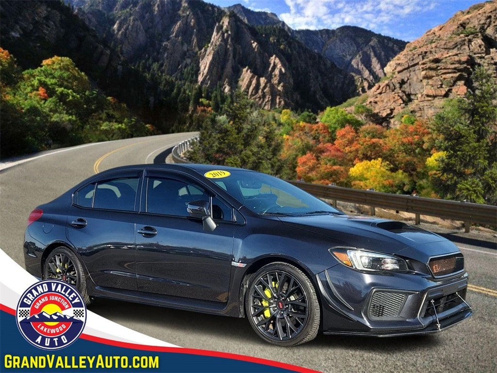 2019 Subaru WRX STI Base's photo