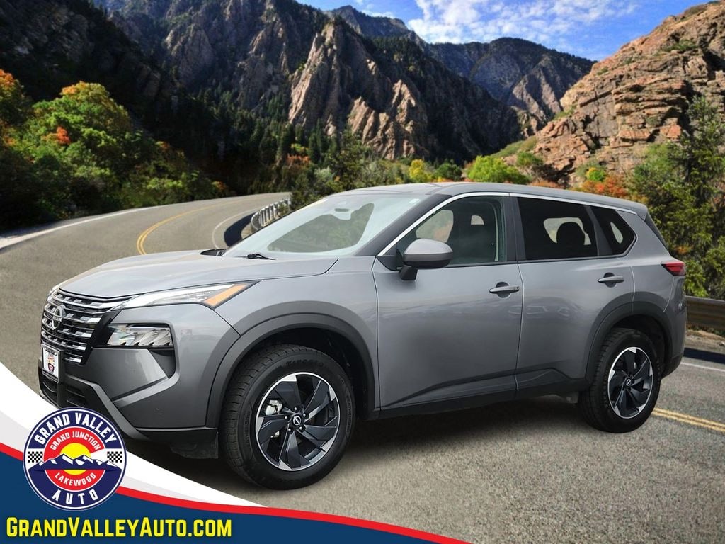Used 2024 Nissan Rogue SV SUV