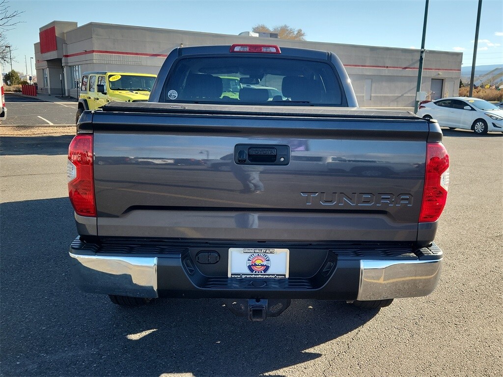 2018 Toyota Tundra SR5 photo 4