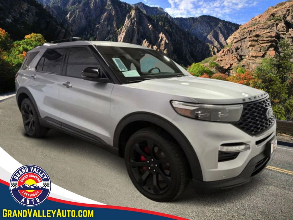 2020 Ford Explorer ST 4WD's photo