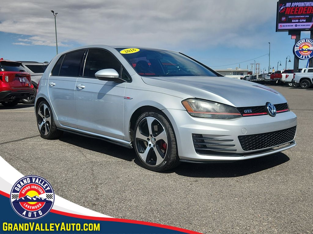 2016 Volkswagen Golf GTI 2.0T S 4-door PZEV's photo
