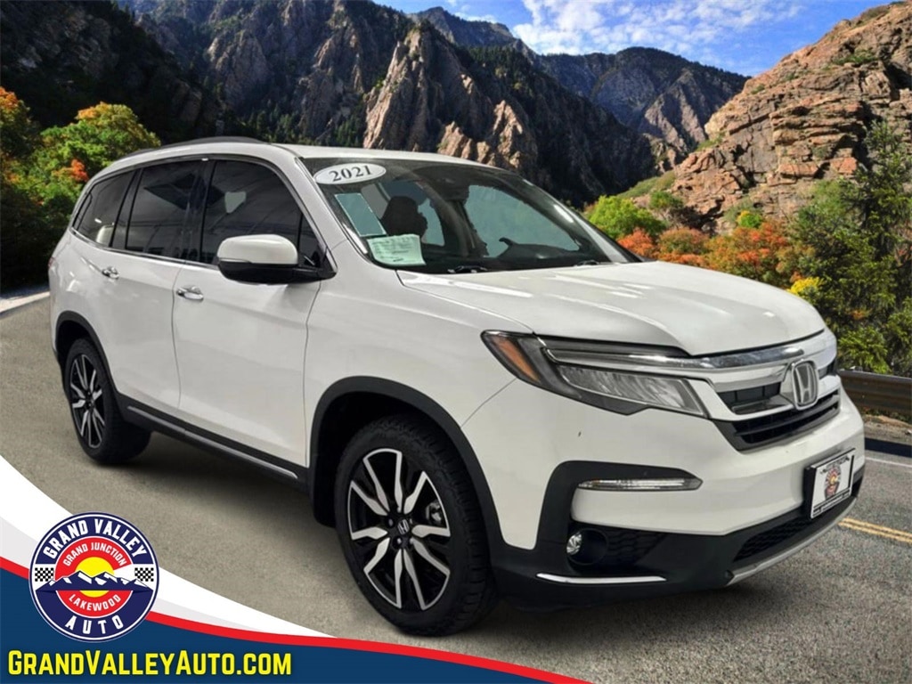 2021 Honda Pilot Elite's photo