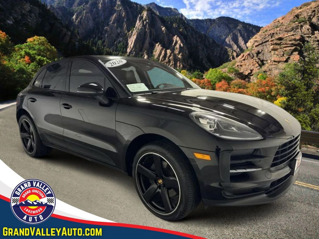 2020 Porsche Macan Base