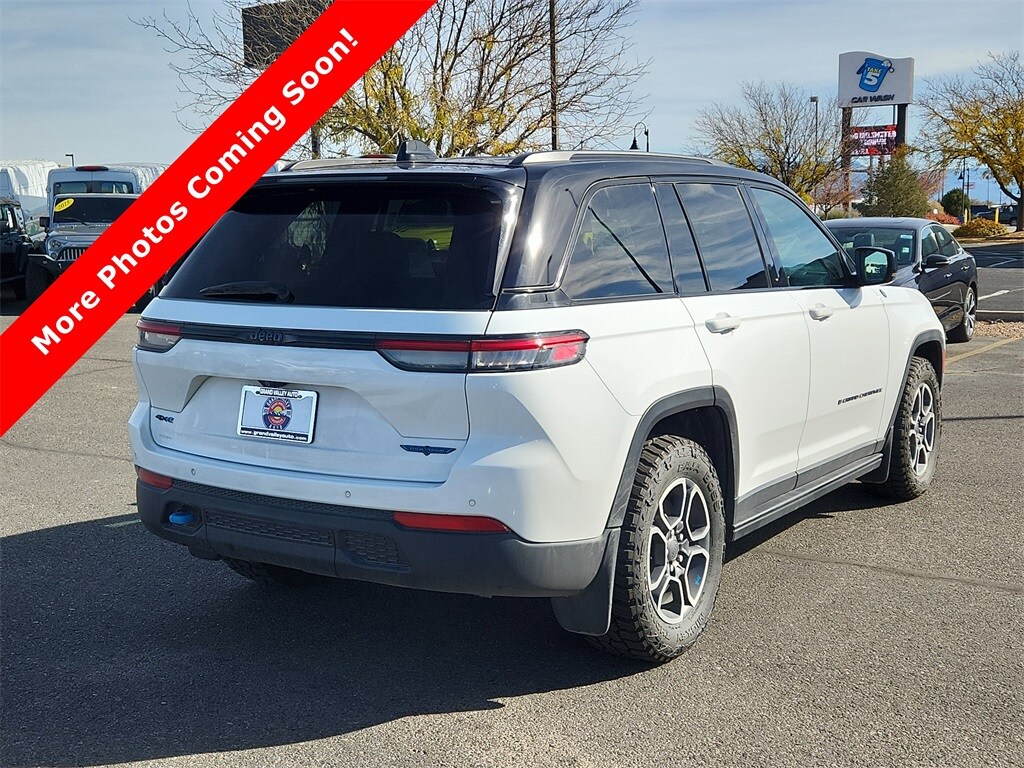 2022 Jeep Grand Cherokee Trailhawk 4xe photo 2