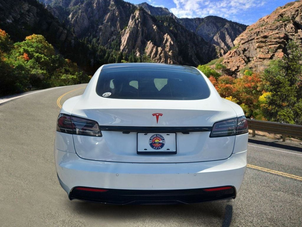Used 2022 Tesla Model S Base Hatchback