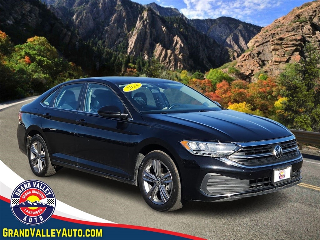 2024 Volkswagen Jetta SE's photo