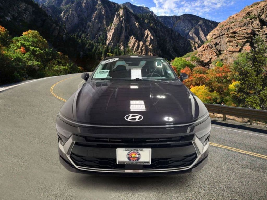 Used 2025 Hyundai Sonata SEL Sedan