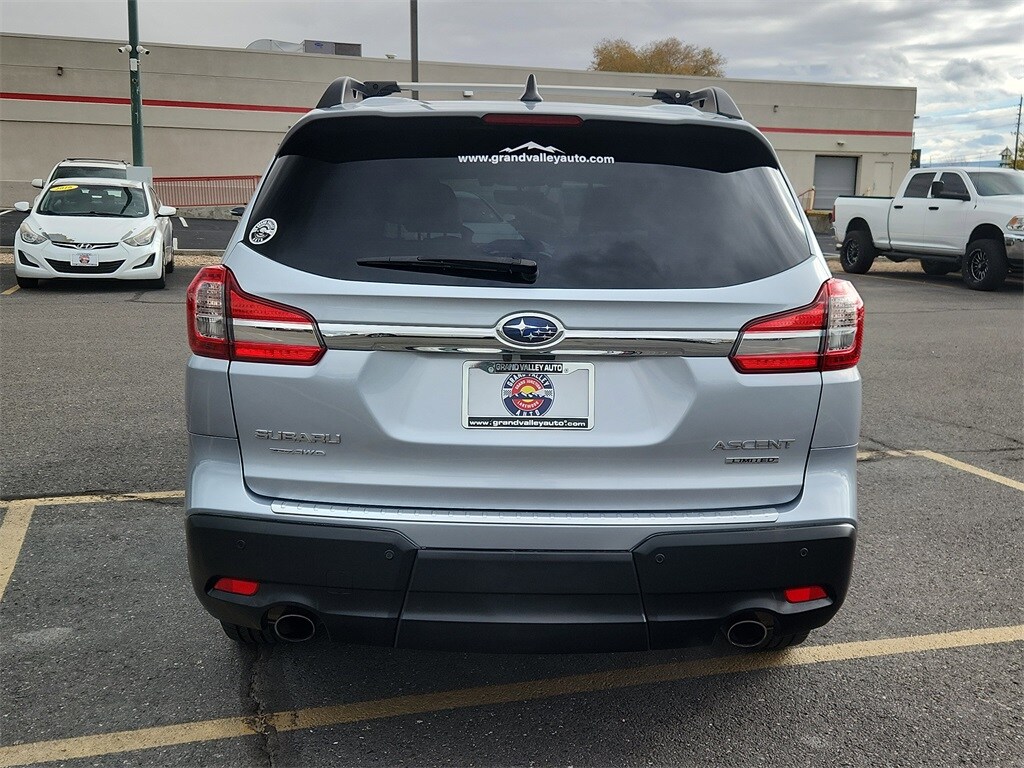 2019 Subaru Ascent Limited photo 3