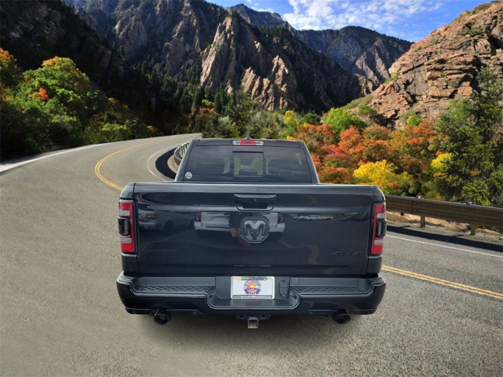 2021 Ram 1500 Sport photo 3