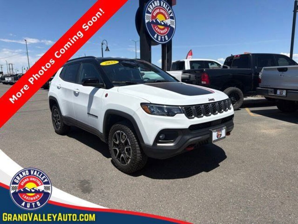 Used 2025 Jeep Compass Trailhawk SUV
