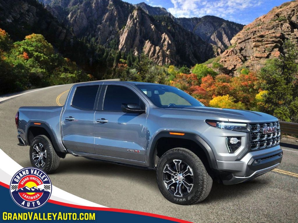 2023 GMC Canyon 4WD AT4 Crew Cab Short Box's photo