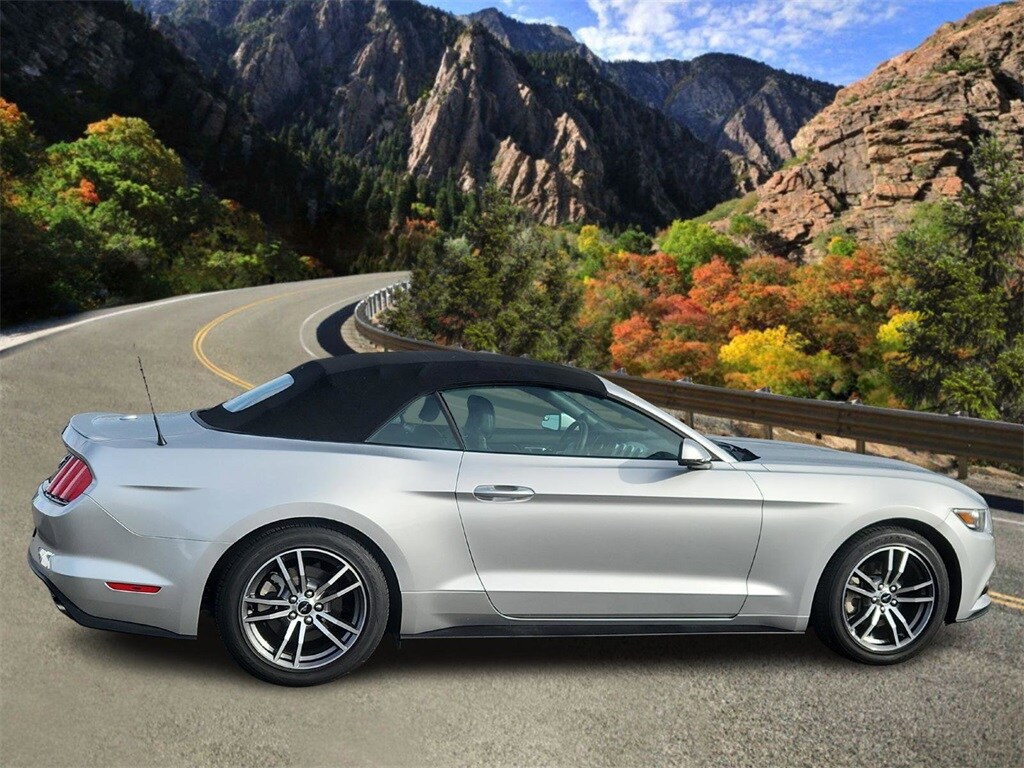 2017 Ford Mustang EcoBoost Premium Convertible photo 2