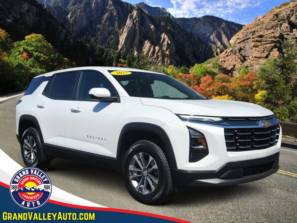 2025 Chevrolet Equinox AWD LT 1.5T's photo