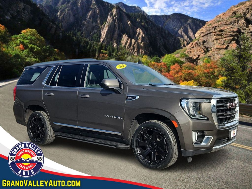2021 GMC Yukon SLT's photo
