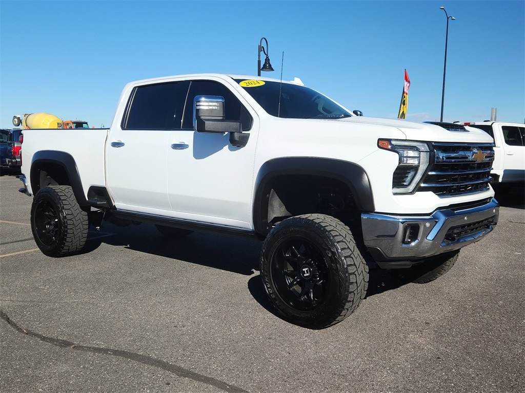 2024 Chevrolet Silverado 3500HD LTZ's photo