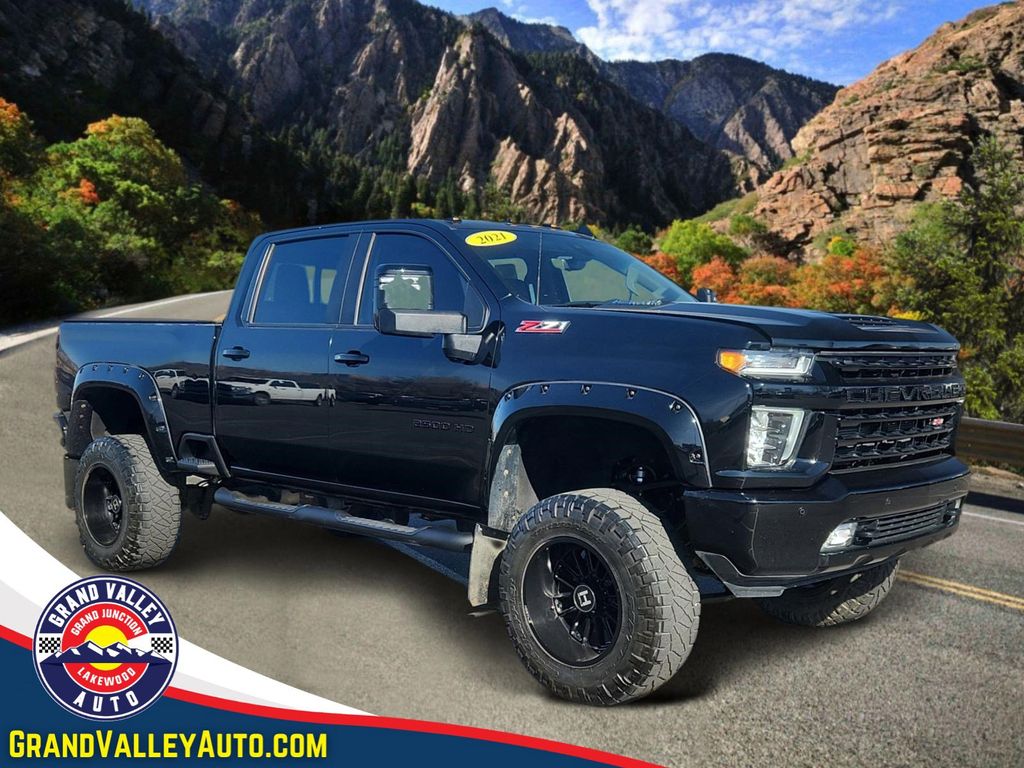 2021 Chevrolet Silverado HD LTZ 4WD Crew Cab Standard Box's photo