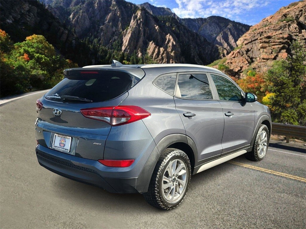 2018 Hyundai Tucson SEL photo 3