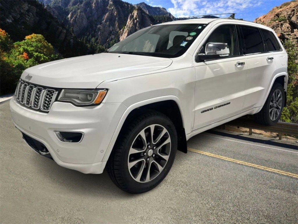 2018 Jeep Grand Cherokee Overland photo 2