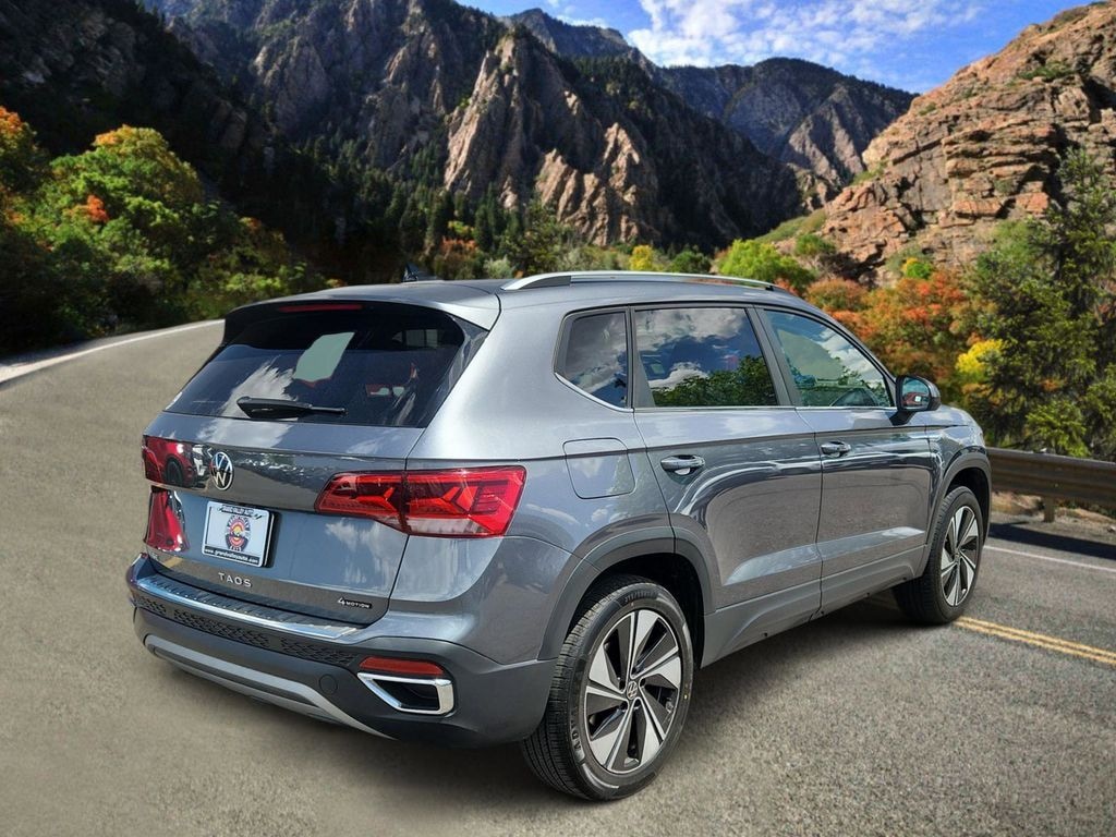 Used 2024 Volkswagen Taos 1.5T SE SUV